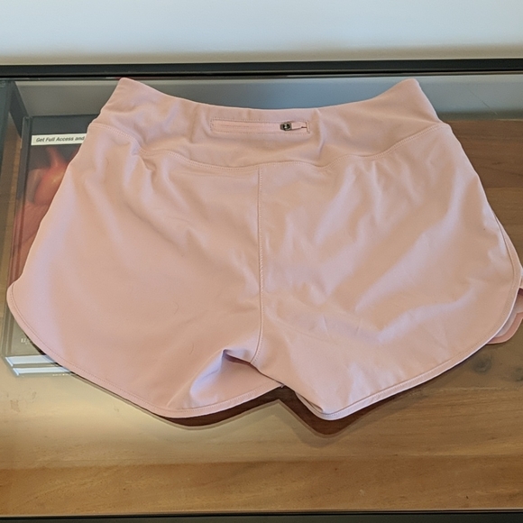 MPG scalloped workout shorts - Picture 2 of 3